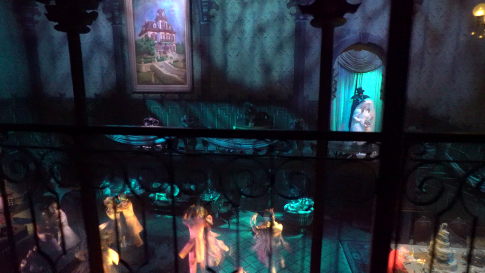 Reopening Of The Phantom Manor At Disneyland Paris Dlp Welcome 